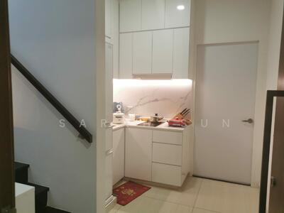 For Sale - The Promenade @ Pelikat