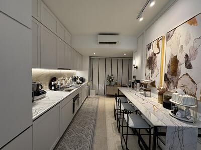 For Rent - Queens Peak