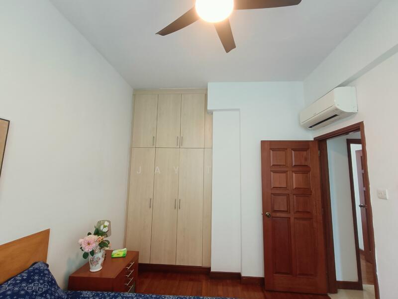 For Rent - Merawoods