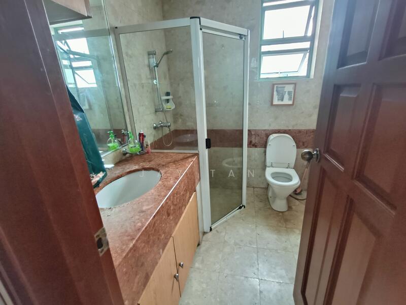 For Rent - Merawoods