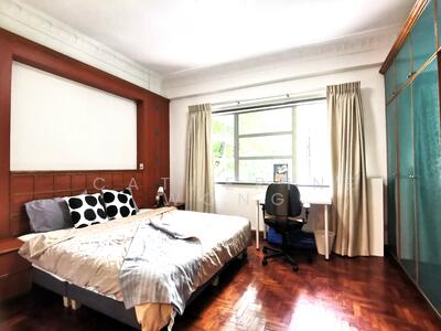 For Rent - The Riverside Piazza