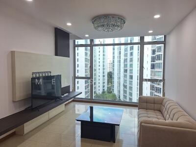 For Rent - The Lakeshore