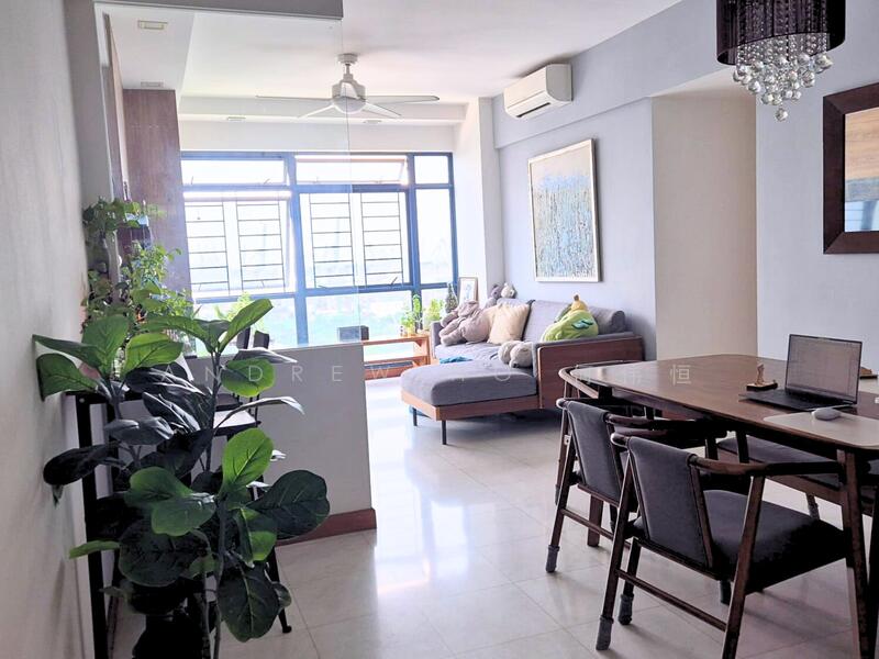 Living and Dining Area