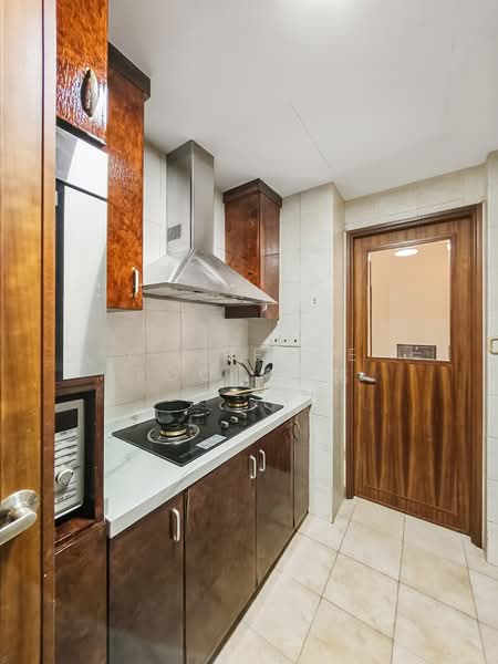 Tanglin View Condominium For Sale at S$ 2,380,000 | PropertyGuru Singapore - Kitchen