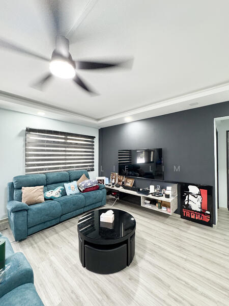 For Sale - 623 Woodlands Drive 52