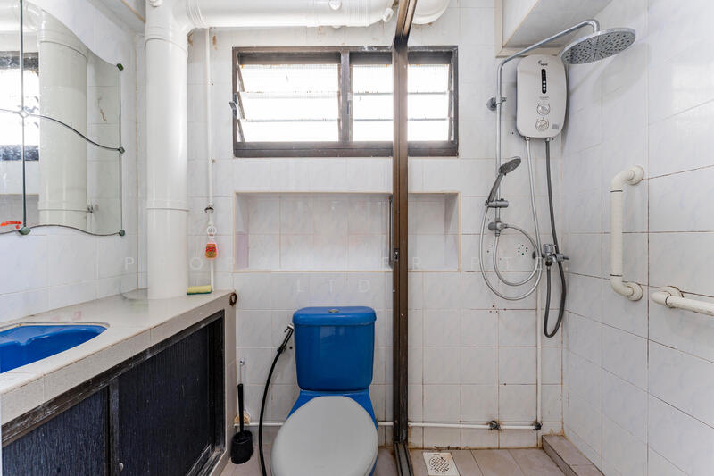 For Sale - 744 Woodlands Circle