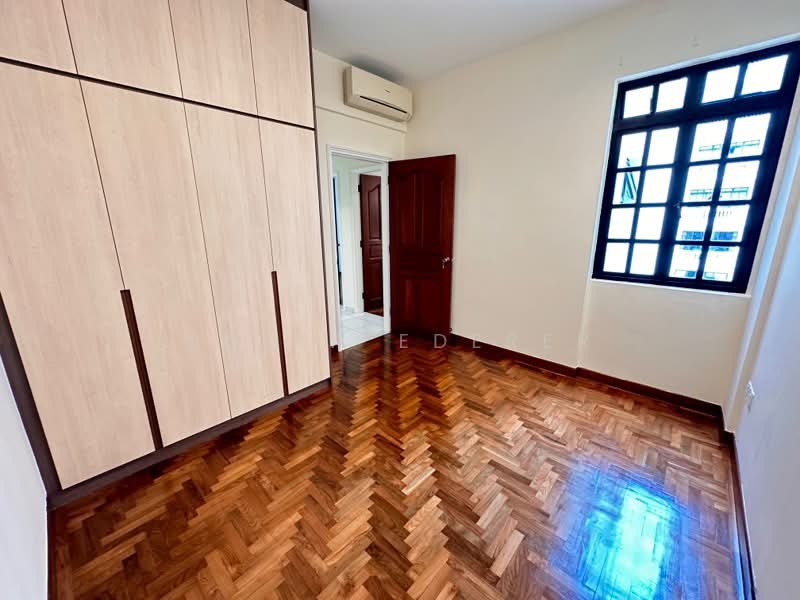 For Rent - Park East