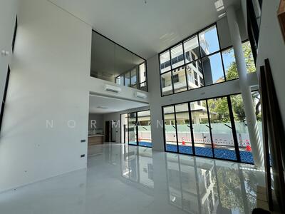 For Sale - Tembeling Road