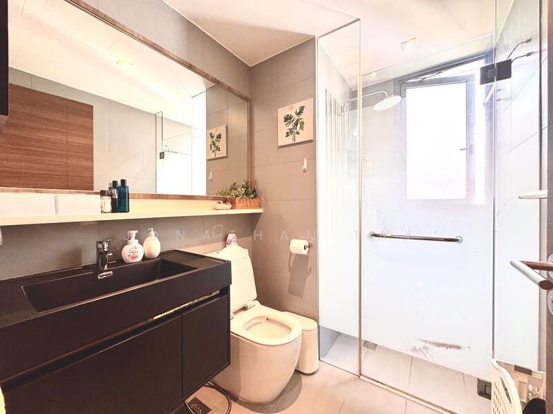 Master Ensuite Bathroom