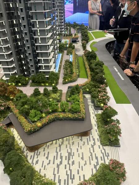 Chuan Park, 240 Lorong Chuan, Hougang / Punggol / Sengkang, 3 Bedrooms, 1,227 sqft, Condominium For Sale, by Michelle Chew, 60184175 - Exterior - PropertyGuru.com.sg