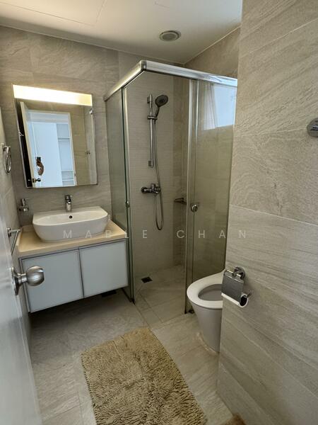 Parc Palais, 57 Hume Avenue, 3 Bedrooms, 1,270 sqft, Condominium For Rent, by Mable Chan, 60184209 - Common toilet - PropertyGuru.com.sg