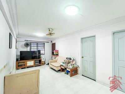 For Sale - 215 Yishun Street 21