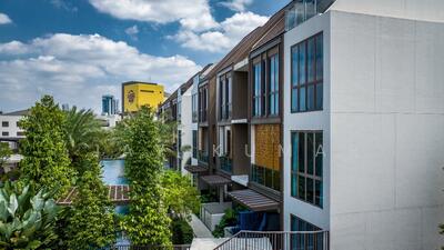 For Sale - Parksuites