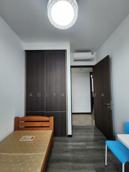 Non-Partitioned Room