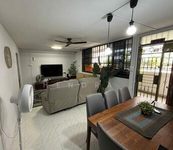 For Sale - 650 Hougang Avenue 8