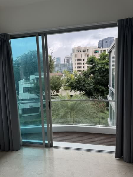 Balmoral Hills, 9 Balmoral Park, 3 Bedrooms, 1,388 sqft, Condominium For Rent, by William Wong, 60184436 - Balcony - PropertyGuru.com.sg