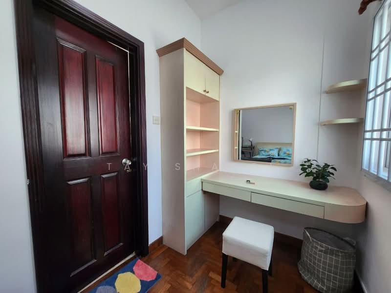 New Landed Coliving: Master Bedrooms and Studios near NTU! All Ensuite!, Westwood Avenue, Room Rental, 130 sqft, Semi-Detached House For Rent, by Tay Shaoqi, 60184575 - L3R6 Study Table - PropertyGuru.com.sg