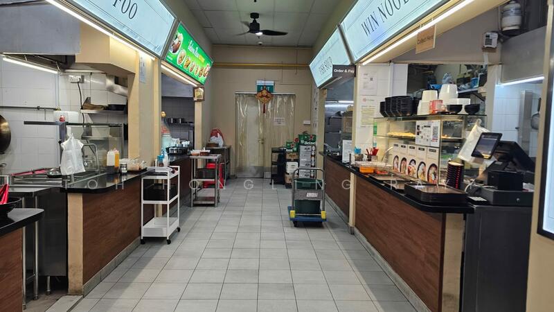 Fitted Unit I Central Area I Rare Unit I Road Visibility I No Takeover, , 3,200 sqft, Food & Beverage For Rent, by Toh HongLing Rayy, 60184754 - Kitchen - CommercialGuru.com.sg