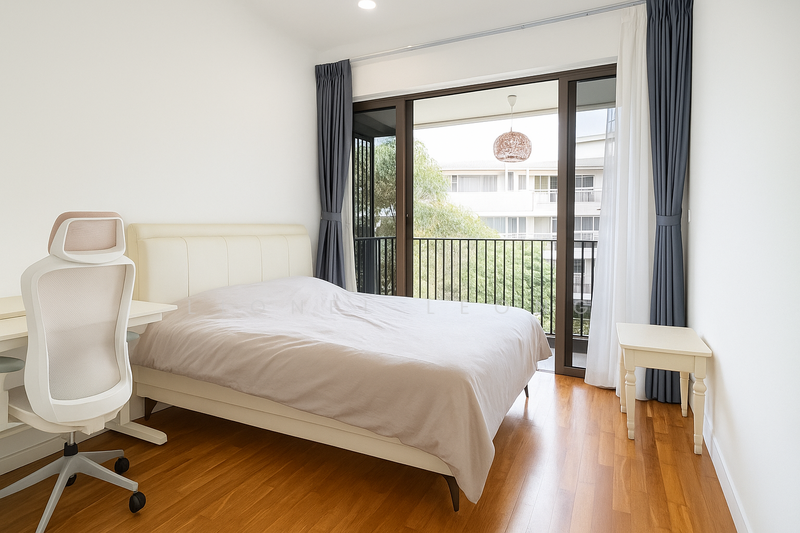 Junior master bedroom