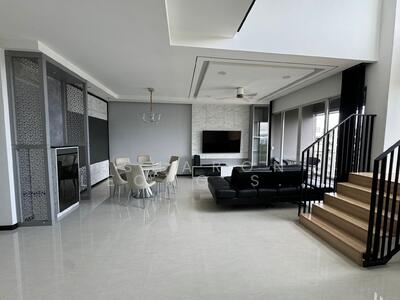 For Sale - Lake Life