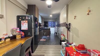 For Sale - 440 Tampines Street 43