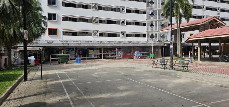 167 Stirling Road, 167 Stirling Road, 2 Bedrooms, 646 sqft, HDB Flat For Sale, by Elaine Ang, 60185042 - Exterior - PropertyGuru.com.sg