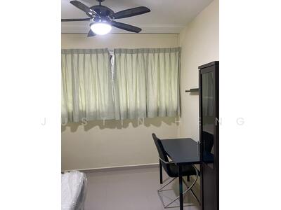 For Rent - 332 Yishun Ring Road
