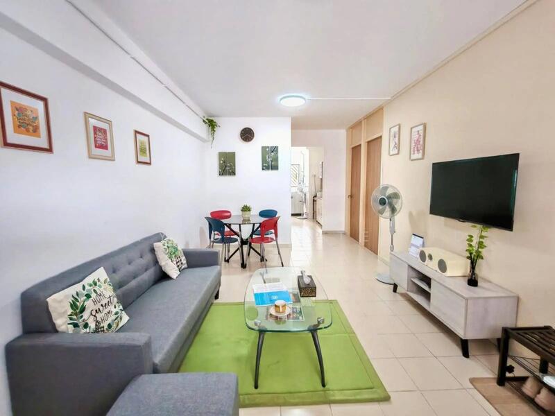 For Rent - 696 Hougang Street 61