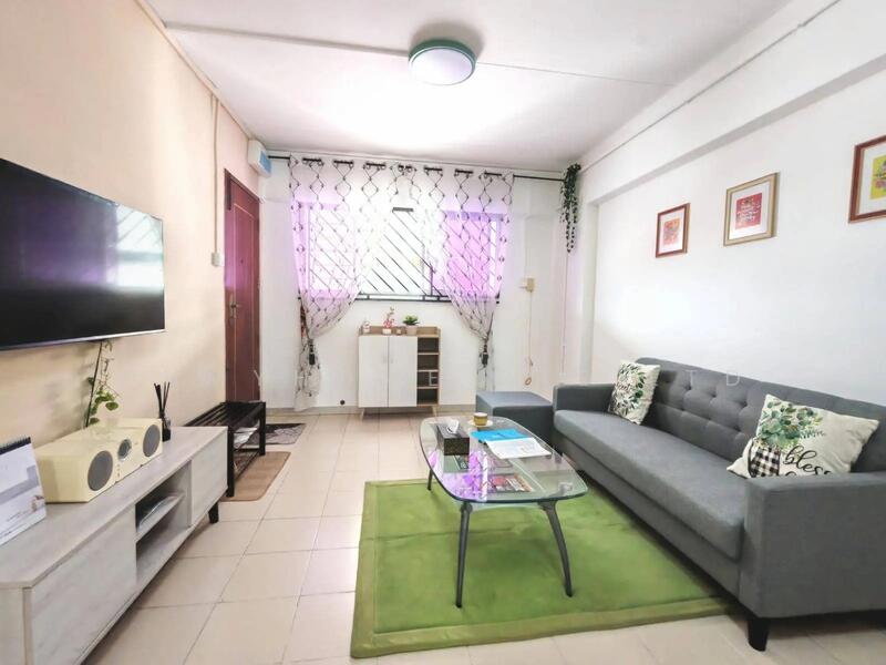 For Rent - 696 Hougang Street 61