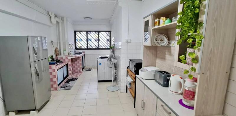 For Rent - 696 Hougang Street 61