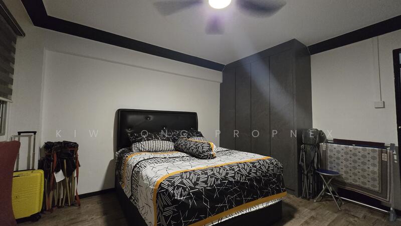 For Sale - 137 Simei Street 1