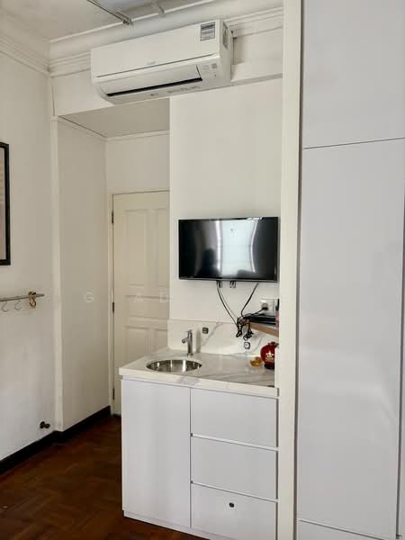 Kim Sia Court, 1 Jalan Jintan, Orchard / River Valley, Room Rental, 100 sqft, Apartment For Rent, by Gladys Kee, 60185502 - PropertyGuru.com.sg