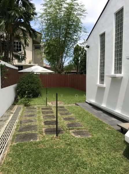 Ban Guan Park Bungalow House For Sale at S$ 21,500,000 | PropertyGuru Singapore - Exterior
