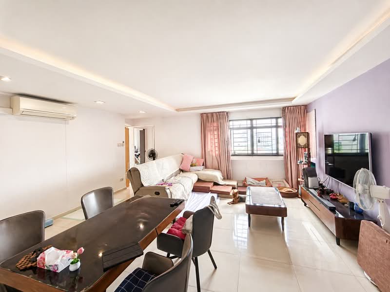 686B Choa Chu Kang Crescent, 686B Choa Chu Kang Crescent, 3 Bedrooms, 1,184 sqft, HDB Flat For Sale, by Jeslyn Lim, 60185958 - Living Room - PropertyGuru.com.sg