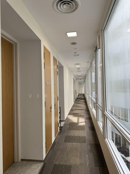 The Central, 6 Eu Tong Sen Street, 625 sqft, Office For Rent, by Vera Wong, 60185970 - Corridor - CommercialGuru.com.sg