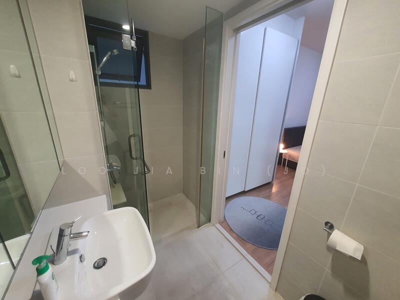 For Rent - The Lakefront Residences