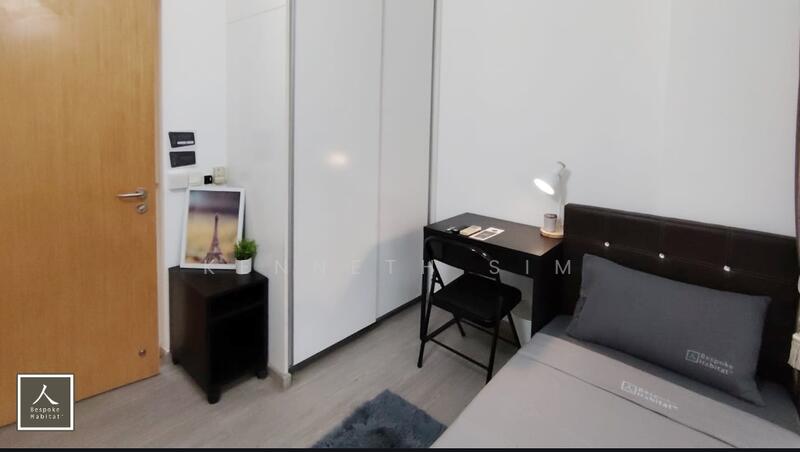 PRS5 TAKEN with built-in wardrobe