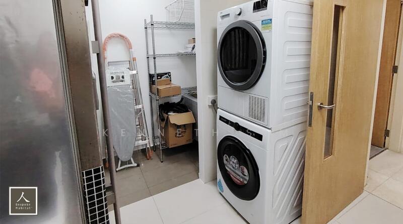 Dryer and Washer at yard