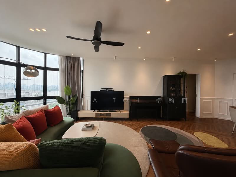 Parc Oasis, 49 Jurong East Avenue 1, 4 Bedrooms, 1,507 sqft, Condominium For Sale, by Amilia Toh 卓翰丽, 60186135 - Living Room - PropertyGuru.com.sg