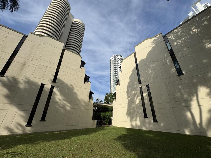 For Rent - The Draycott