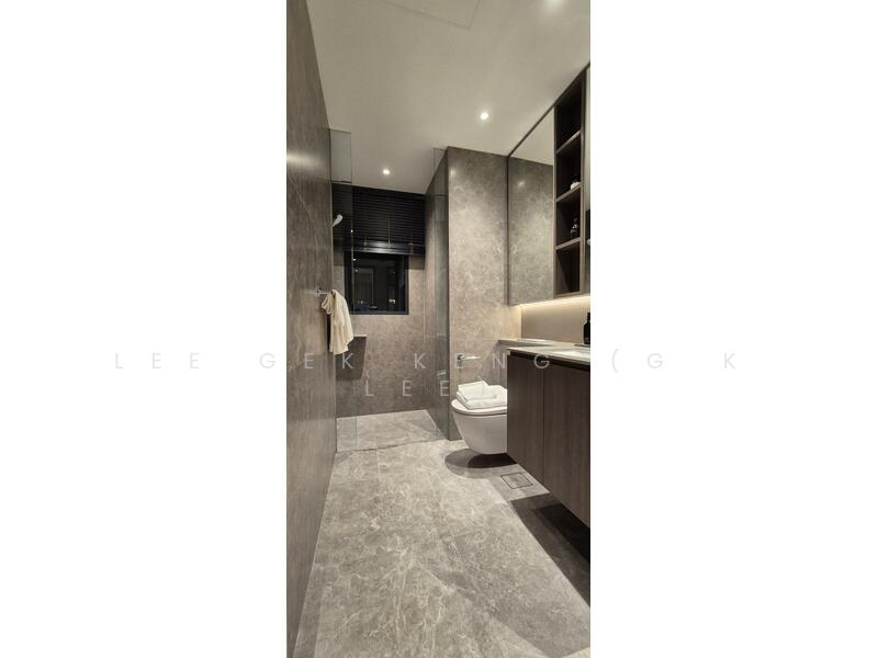Coastal Cabana, 32 Jalan Loyang Besar, 3 Bedrooms, 915 sqft, Executive Condominium For Sale, by Lee Gek Keng (G K Lee), 60186483 - Bathroom - PropertyGuru.com.sg