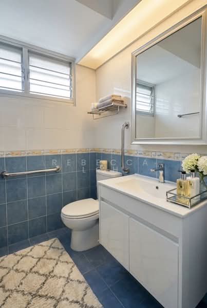 117 Ang Mo Kio Avenue 4 HDB Flat For Sale at S$ 548,000 | PropertyGuru Singapore - Bathroom