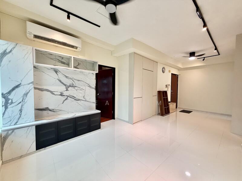 For Rent - Sims Dorado