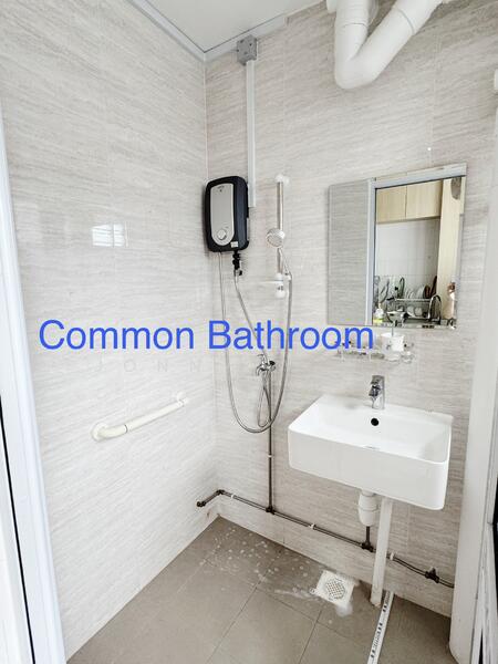 For Sale - 861A Tampines Avenue 5