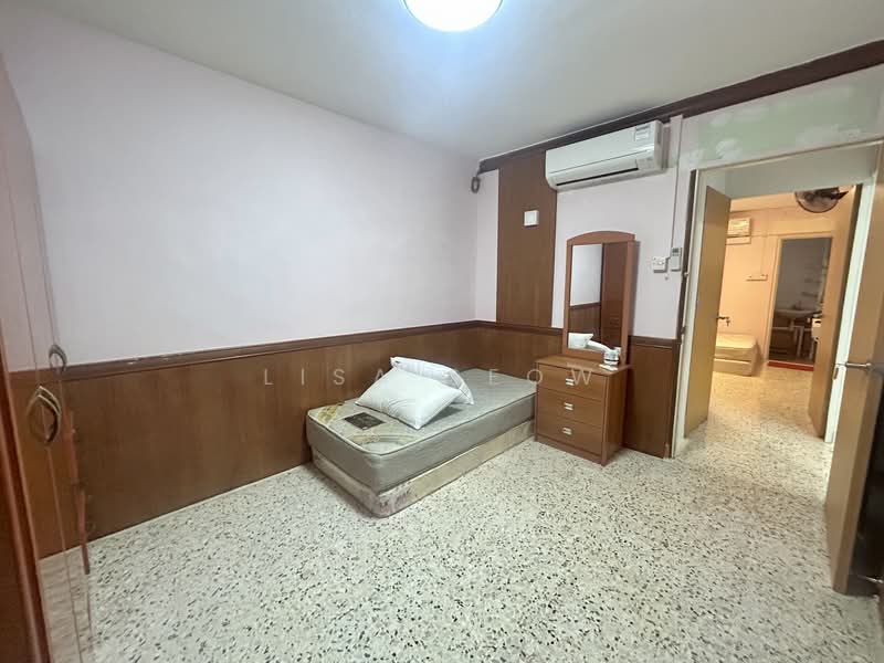 524 Ang Mo Kio Avenue 5, 524 Ang Mo Kio Avenue 5, 2 Bedrooms, 721 sqft, HDB Flat For Rent, by Lisa Seow, 60186551 - Bedroom - PropertyGuru.com.sg