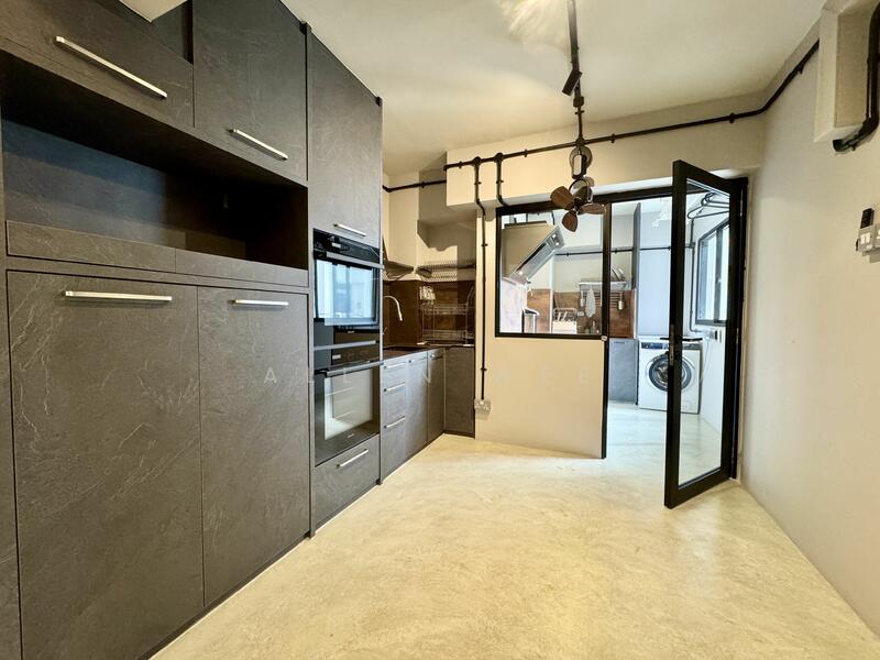 For Sale - 462 Choa Chu Kang Avenue 4