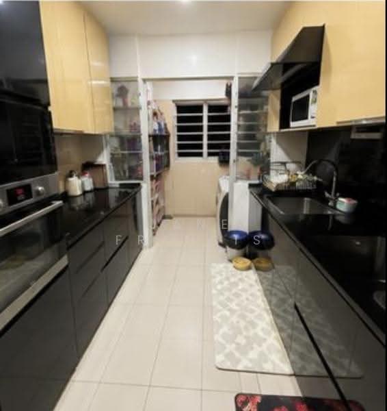 449B Bukit Batok West Avenue 9, 449B Bukit Batok West Avenue 9, Dairy Farm / Bukit Panjang / Choa Chu Kang, 3 Bedrooms, 1,001 sqft, HDB Flat For Sale, by Jane Francis, 60186567 - Kitchen - PropertyGuru.com.sg