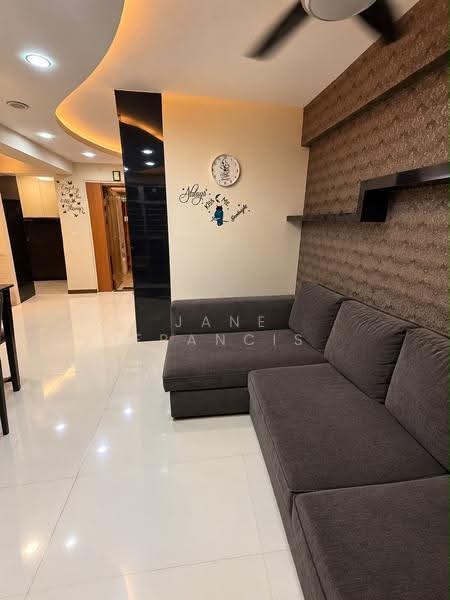 449B Bukit Batok West Avenue 9, 449B Bukit Batok West Avenue 9, Dairy Farm / Bukit Panjang / Choa Chu Kang, 3 Bedrooms, 1,001 sqft, HDB Flat For Sale, by Jane Francis, 60186567 - Living Room - PropertyGuru.com.sg