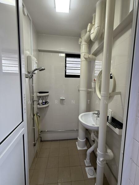 For Rent - 271 Queen Street