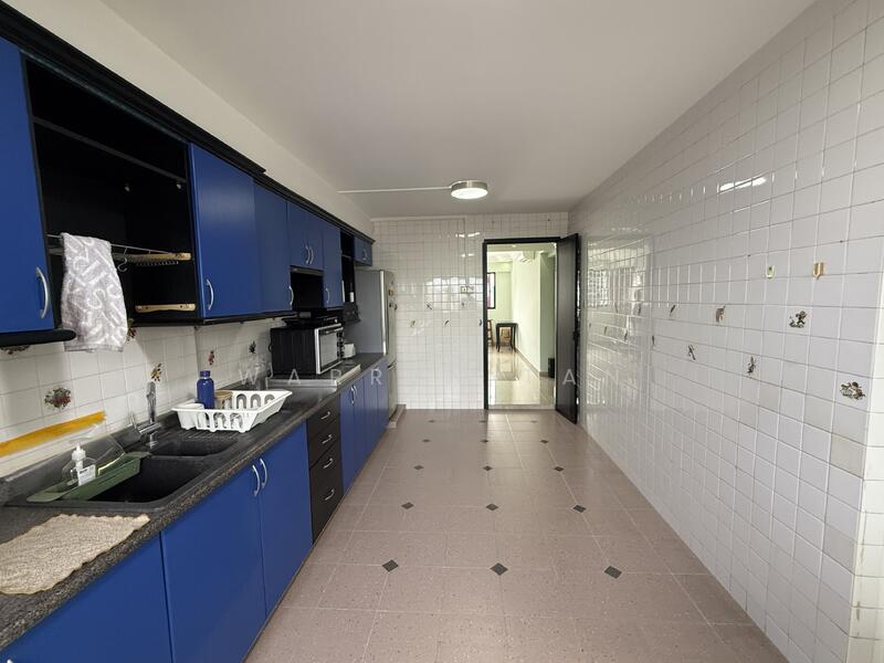 For Rent - 271 Queen Street